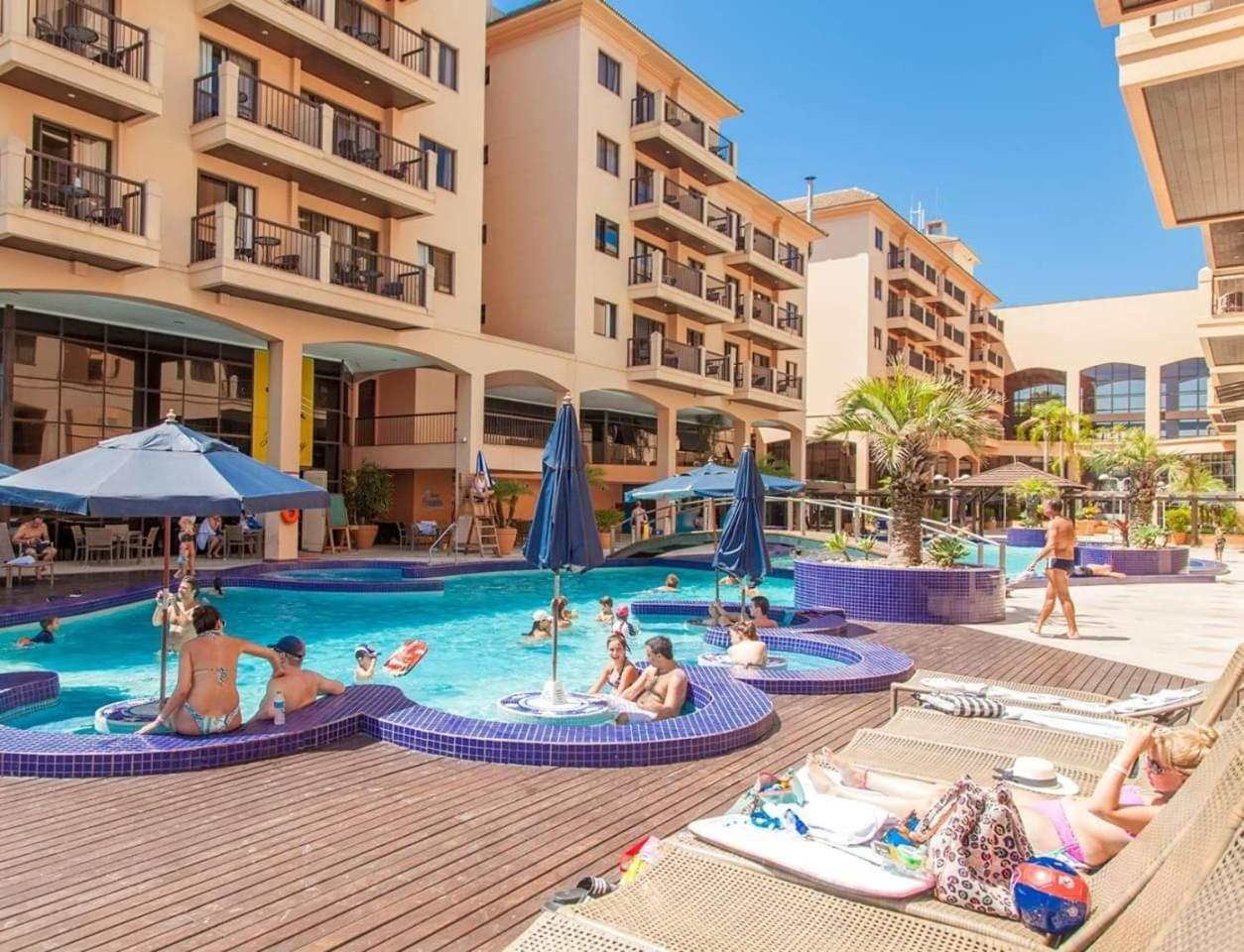 Apto Pes Na Areia Em Hotel Jurere Beach Jurere Internacional Florianópolis Buitenkant foto